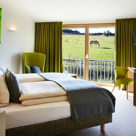 Steinbergs Wildewiese Naturhotel